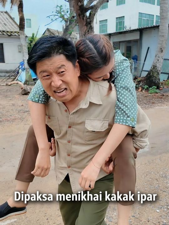 Dipaksa menikahi kakak ipar