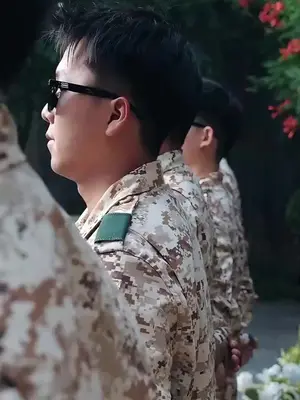 Komandan Mengejar Cintanya
