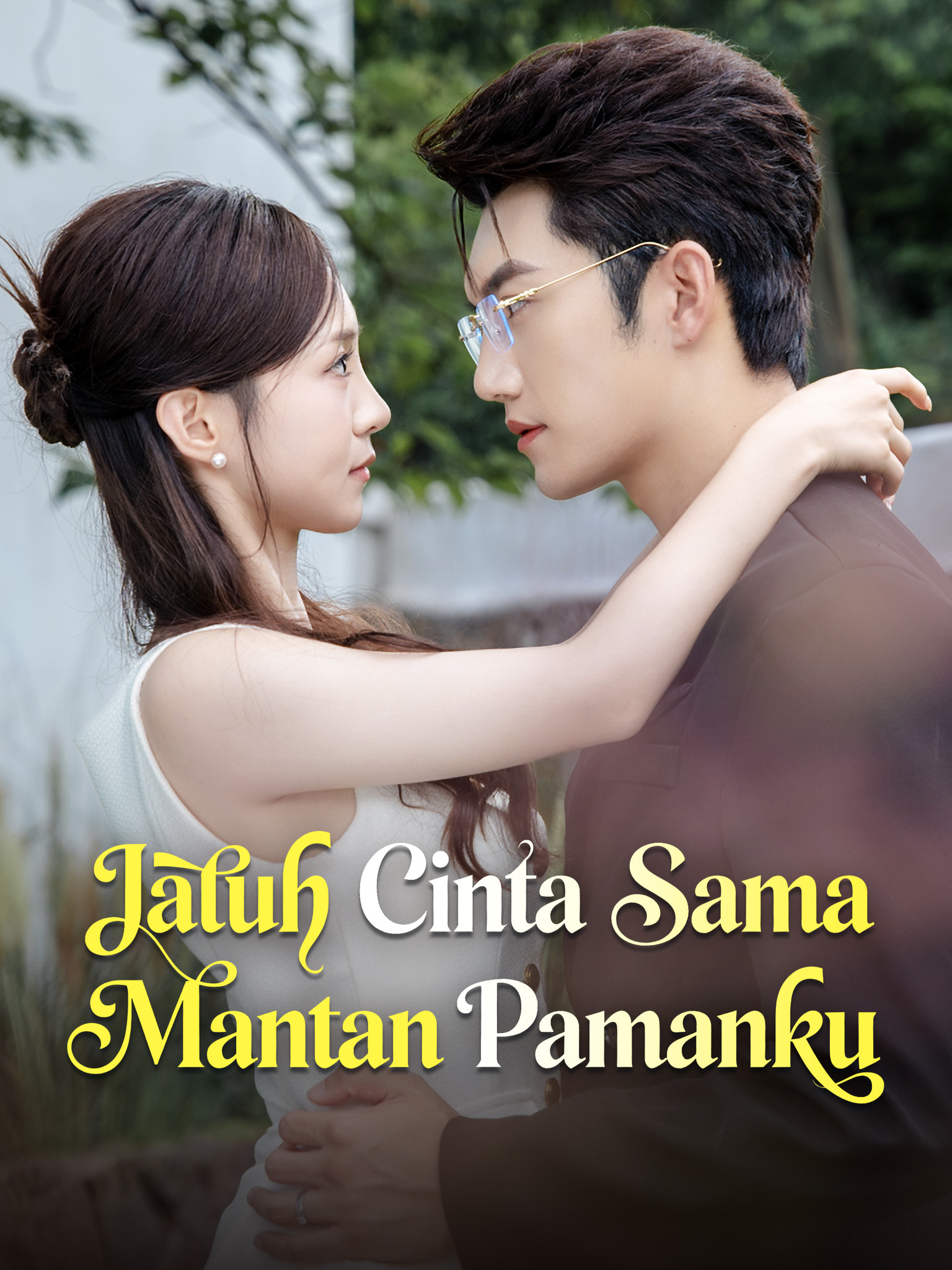 Jatuh Cinta Sama Mantan Pamanku