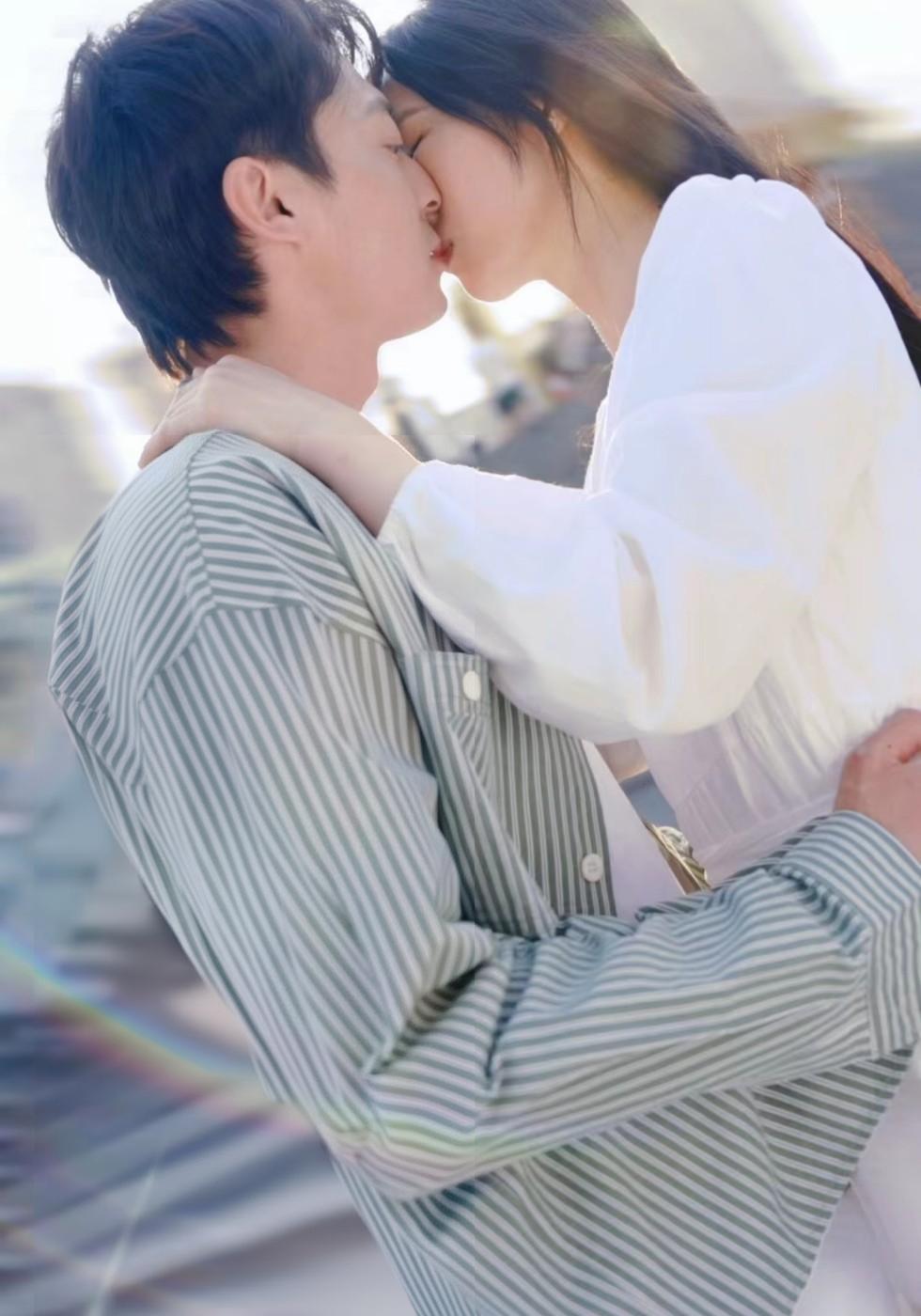 Vũ Điệu Trên Giày Thủy Tinh
