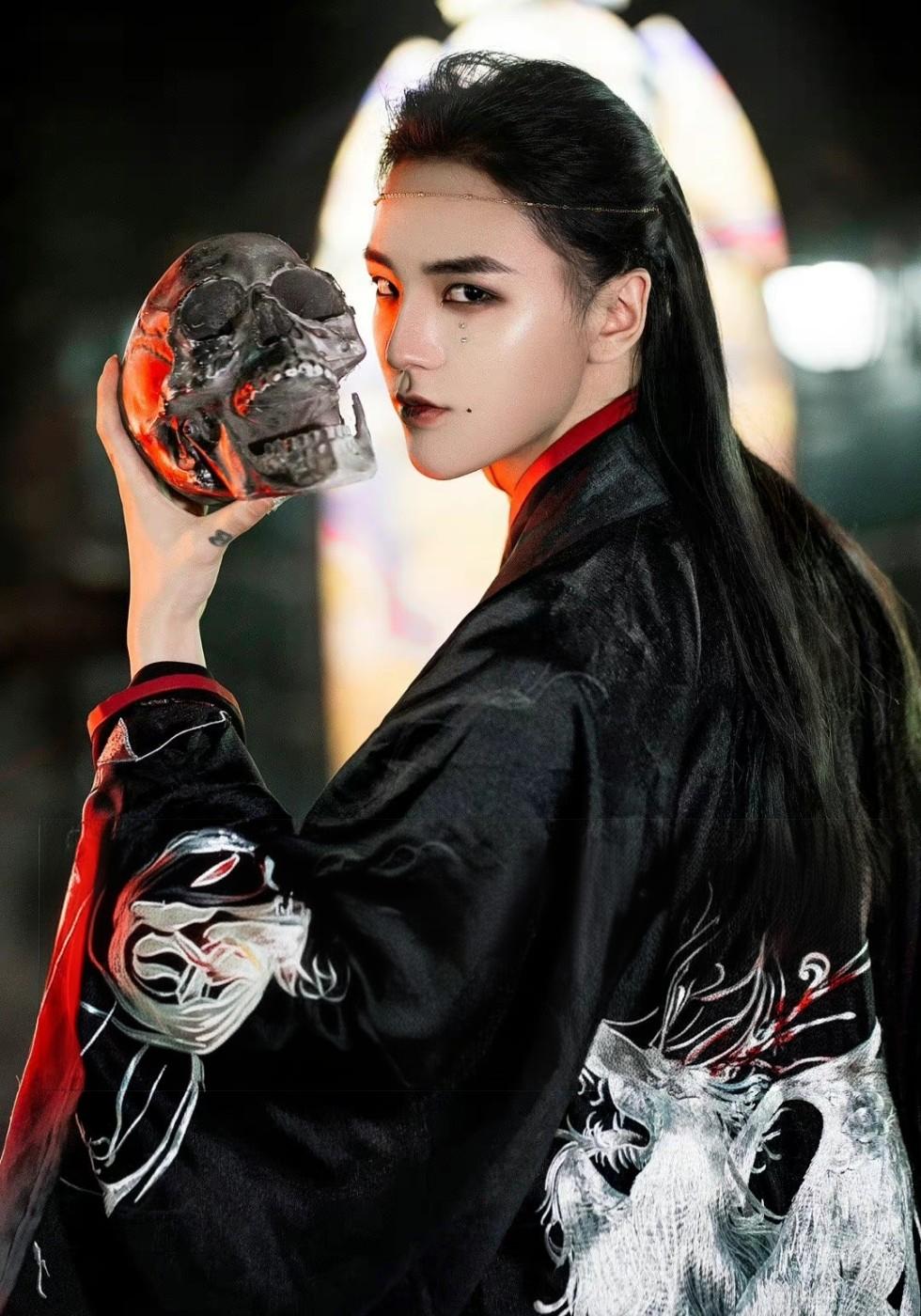 나의 흡혈귀 전하 이세진